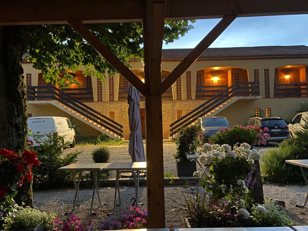 Logis L'Auberge Du Gros Silly-sur-Nied 외부 사진