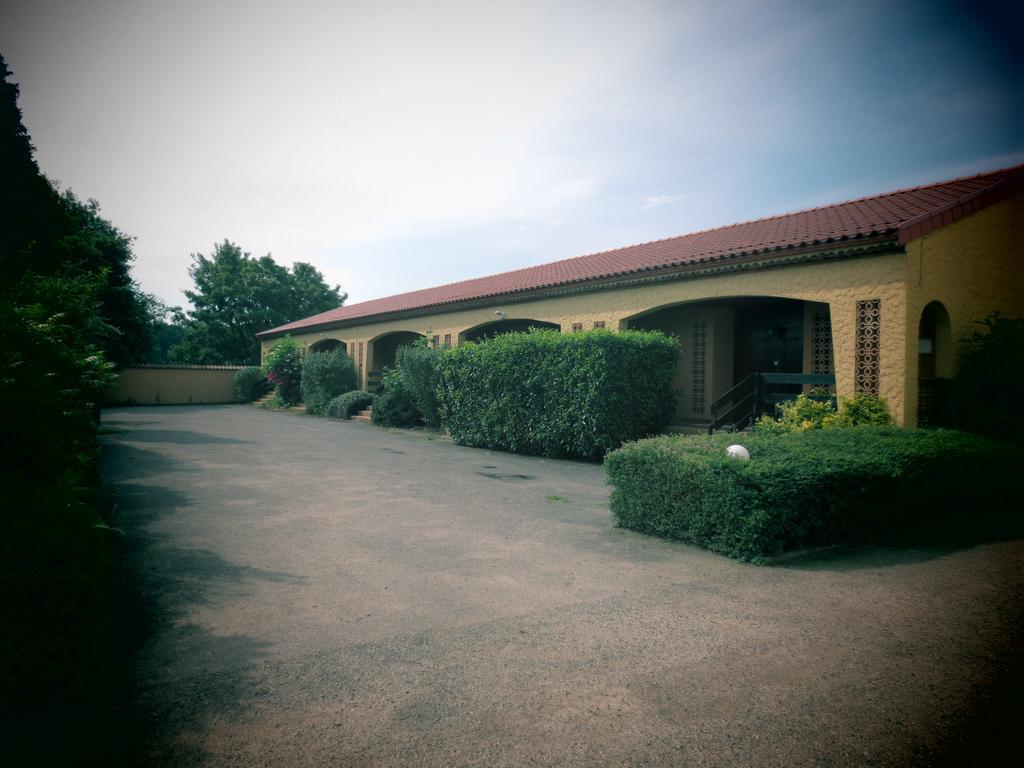 Logis L'Auberge Du Gros Silly-sur-Nied 외부 사진