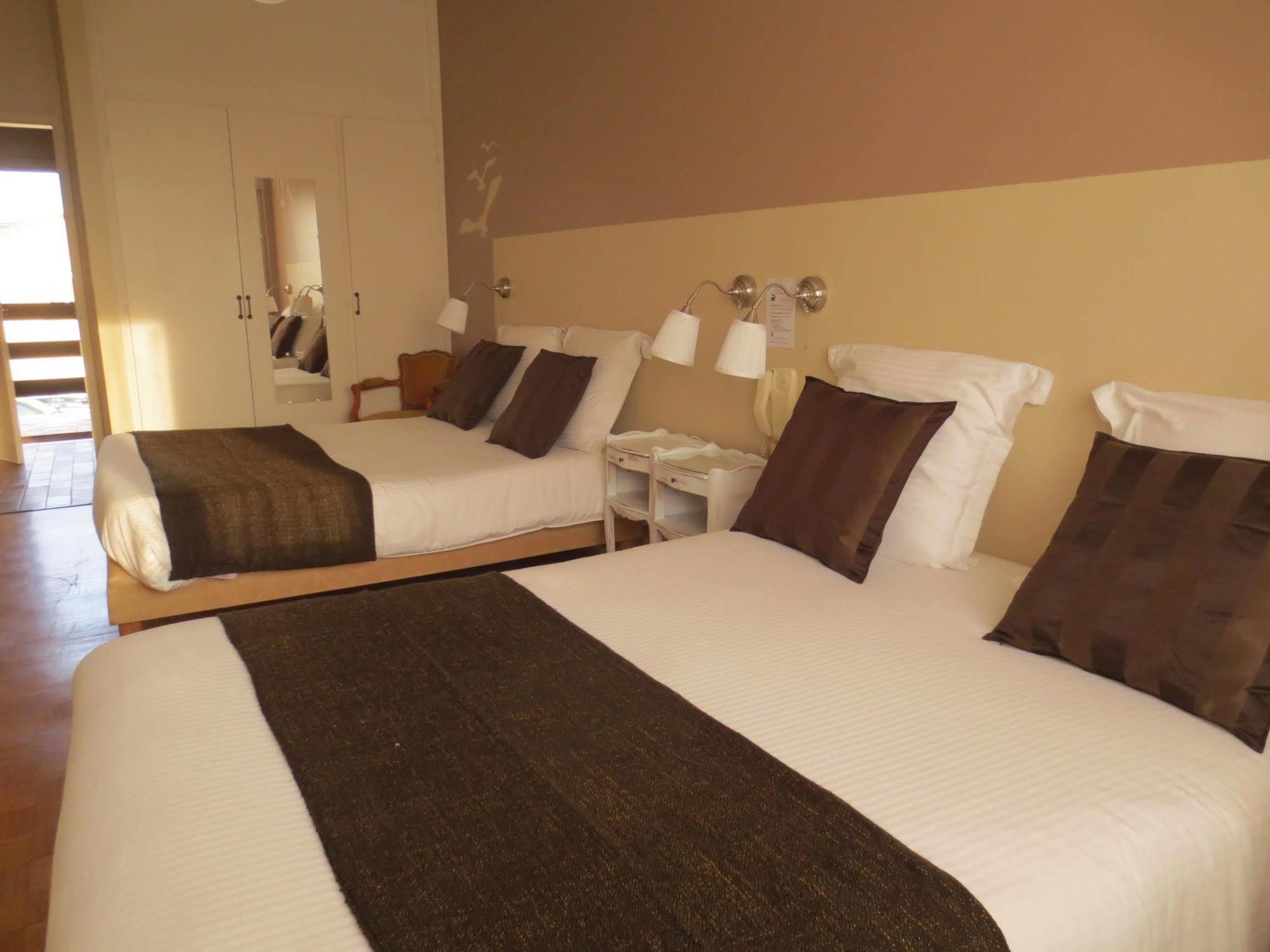 Logis L'Auberge Du Gros Silly-sur-Nied 외부 사진